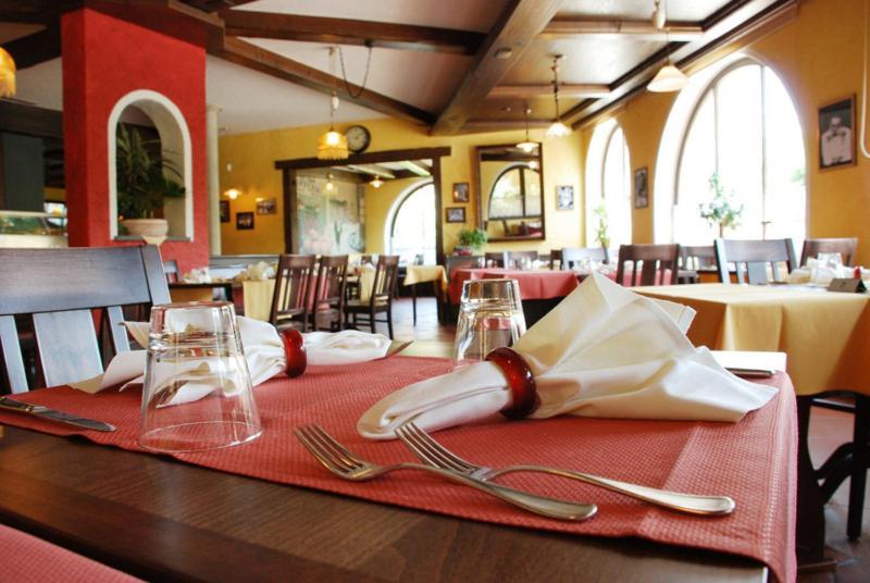 Hotel Walensee Trattoria Weesen Exterior photo
